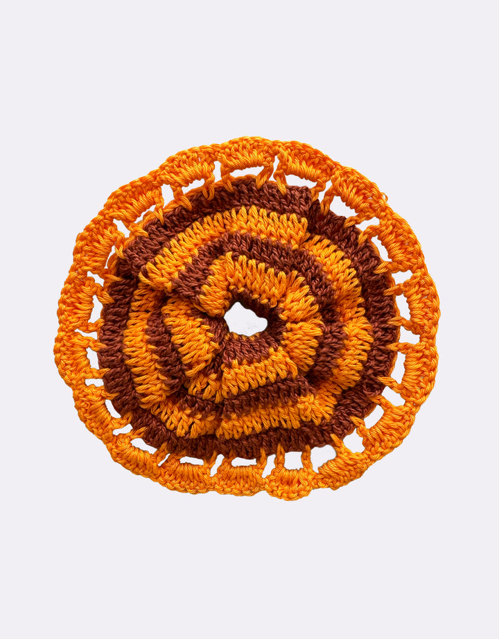 Scrunchie Crochê Listras Laranja